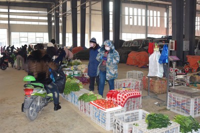 市、區(qū)商務(wù)局領(lǐng)導(dǎo)蒞臨城陽批發(fā)市場(chǎng)調(diào)研食用農(nóng)產(chǎn)品供應(yīng)保障工作